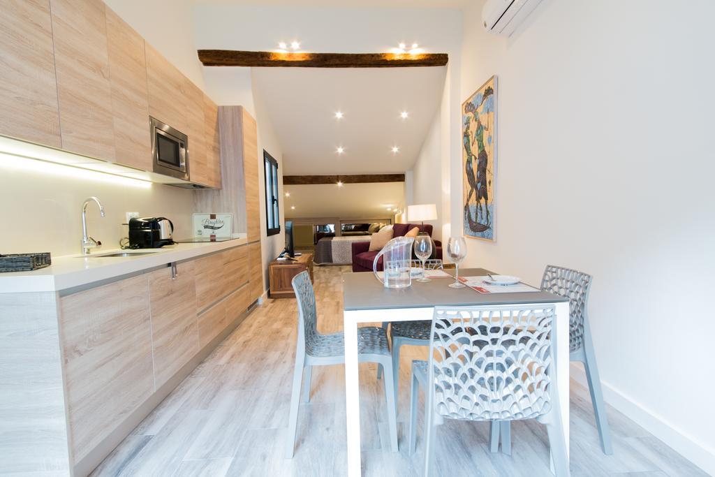Bazan 16 Apartment Alicante Bagian luar foto