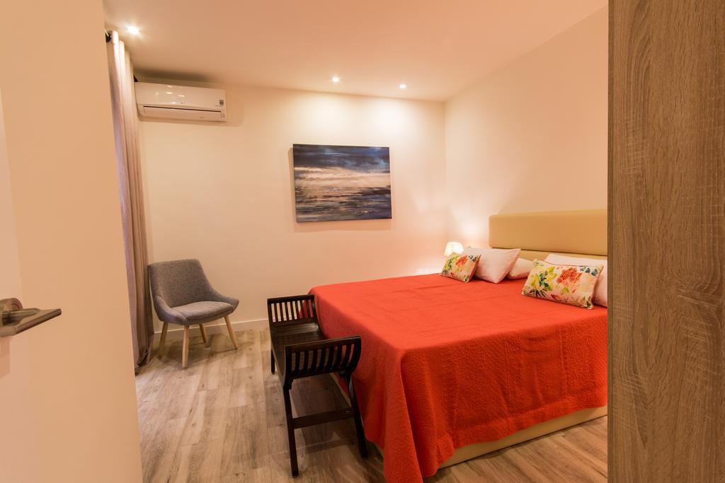 Bazan 16 Apartment Alicante Bagian luar foto